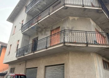 Edificio all\'aperto - Appartamento Cairo Montenotte - foto 1