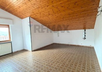 Stanza vuota - Appartamento Cairo Montenotte - foto 11