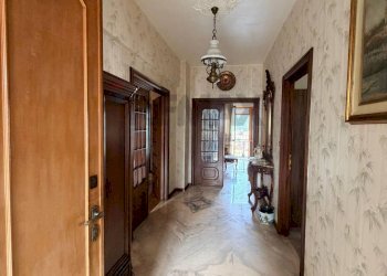 Hall / corridoio - Apartment SALITA CIAPASQUA
21, Cairo Montenotte - photo 8