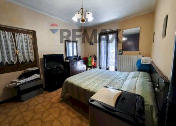 Camera / camera da letto - Semi-detached house Calizzano - photo 5