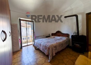 Camera / camera da letto - Semi-detached house Calizzano - photo 7
