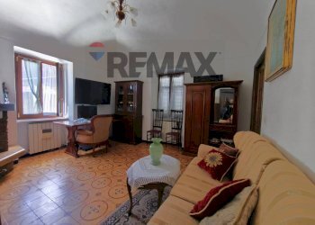 Soggiorno - Semi-detached house Calizzano - photo 11