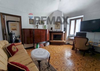 Soggiorno - Semi-detached house Calizzano - photo 26