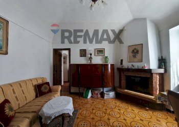 Soggiorno - Semi-detached house Calizzano - photo 27