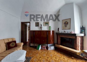 Soggiorno - Semi-detached house Calizzano - photo 30