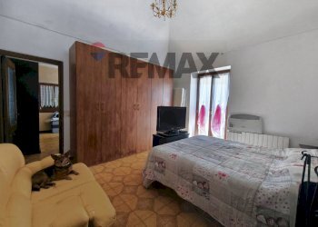 Camera / camera da letto - Semi-detached house Calizzano - photo 33