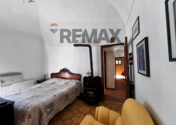 Camera / camera da letto - Semi-detached house Calizzano - photo 35