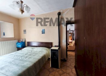 Camera / camera da letto - Semi-detached house Calizzano - photo 38