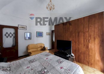 Camera / camera da letto - Semi-detached house Calizzano - photo 40