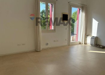 Stanza vuota - Office Via Roma
 
66, Selvazzano Dentro - photo 4