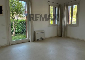 Stanza vuota - Office Via Roma
 
66, Selvazzano Dentro - photo 6