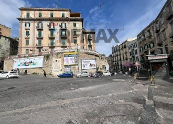 Edificio all\'aperto - Appartamento Via Francesco Saverio Correra
 
166, Napoli - foto 1