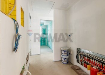 Hall / corridoio - Quadrilocale Mozzo - foto 14