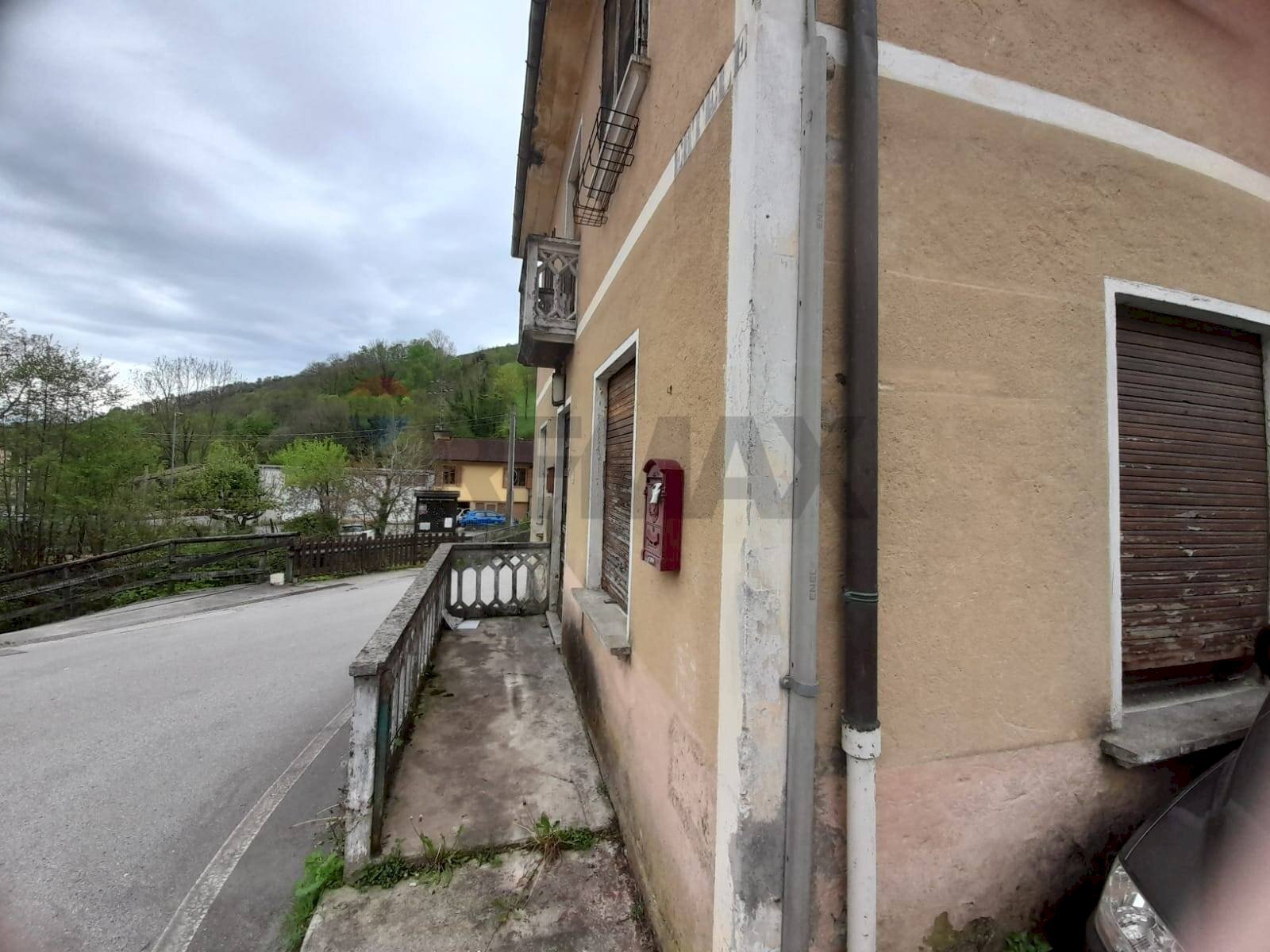 Balcone - Casa indipendente Valli del Pasubio - foto 3