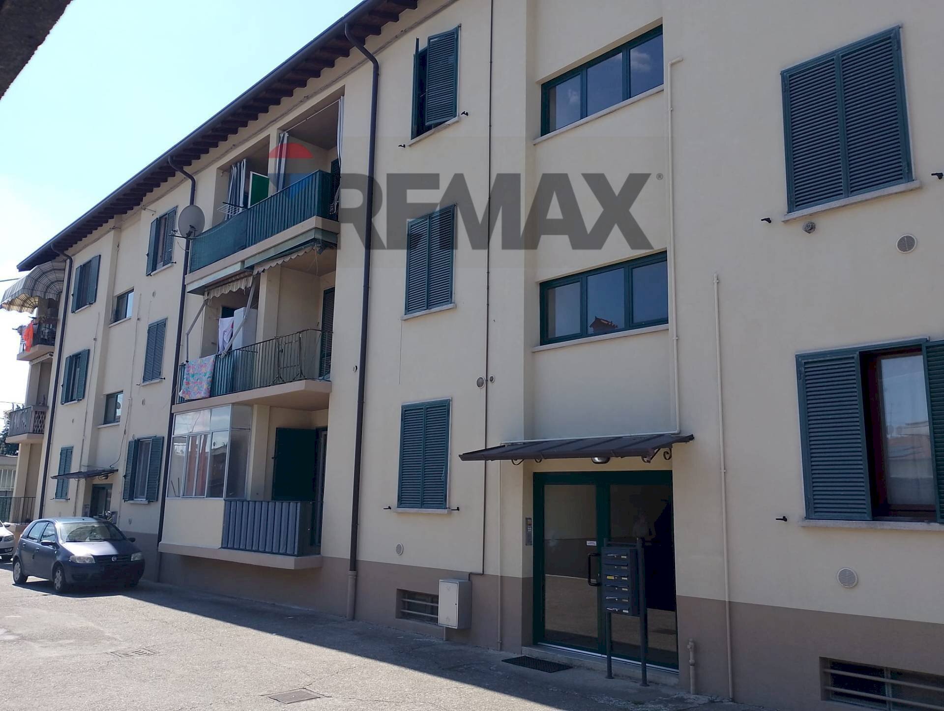 Edificio all\'aperto - Trilocale VITTORIO VENETO
 
32, Bonate Sotto - foto 1