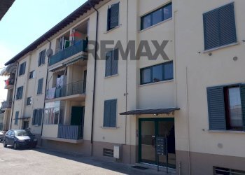 Edificio all\'aperto - Trilocale VITTORIO VENETO
 
32, Bonate Sotto - foto 1