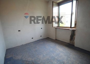 Stanza vuota - Trilocale VITTORIO VENETO
 
32, Bonate Sotto - foto 4