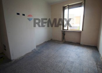 Stanza vuota - Trilocale VITTORIO VENETO
 
32, Bonate Sotto - foto 6