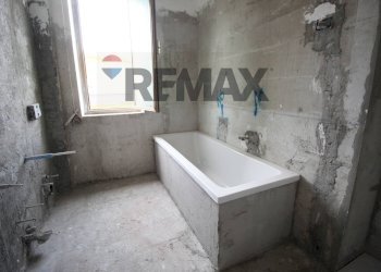 Bagno - Trilocale VITTORIO VENETO
 
32, Bonate Sotto - foto 18