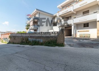 Edificio all\'aperto - Quadrilocale Via Cupa
 
15, Montalto di Castro - foto 47