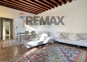 Soggiorno - Quadrilocale via accademia, Padova - foto 2