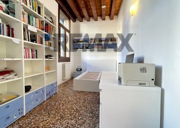 Camera / camera da letto - Quadrilocale via accademia, Padova - foto 12