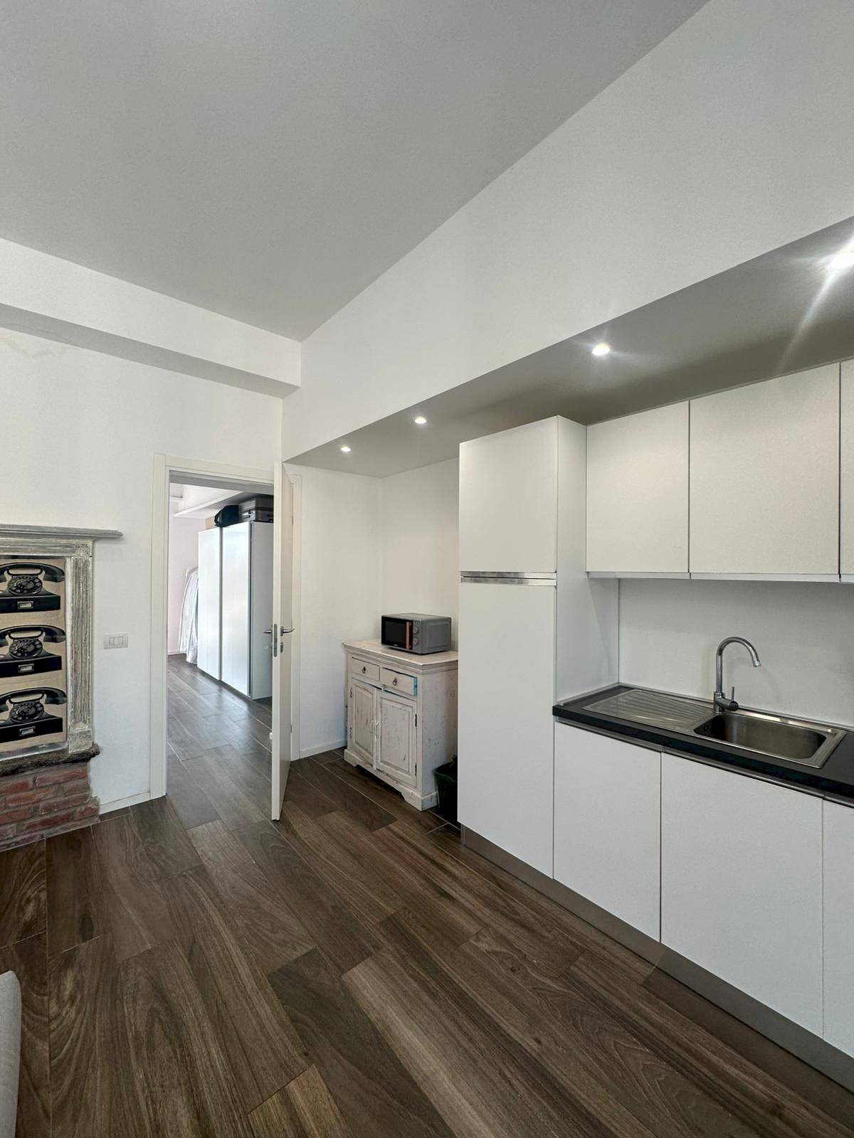Foto 3 - Bilocale Via Costanzo Cantoni
 
9, Milano - foto 3
