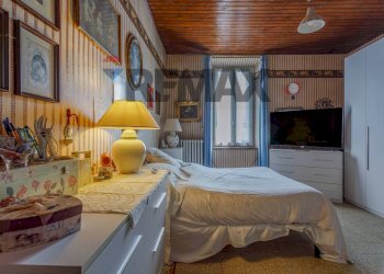 Camera / camera da letto - Trilocale strada argini sud
 
27, Montechiarugolo - foto 18