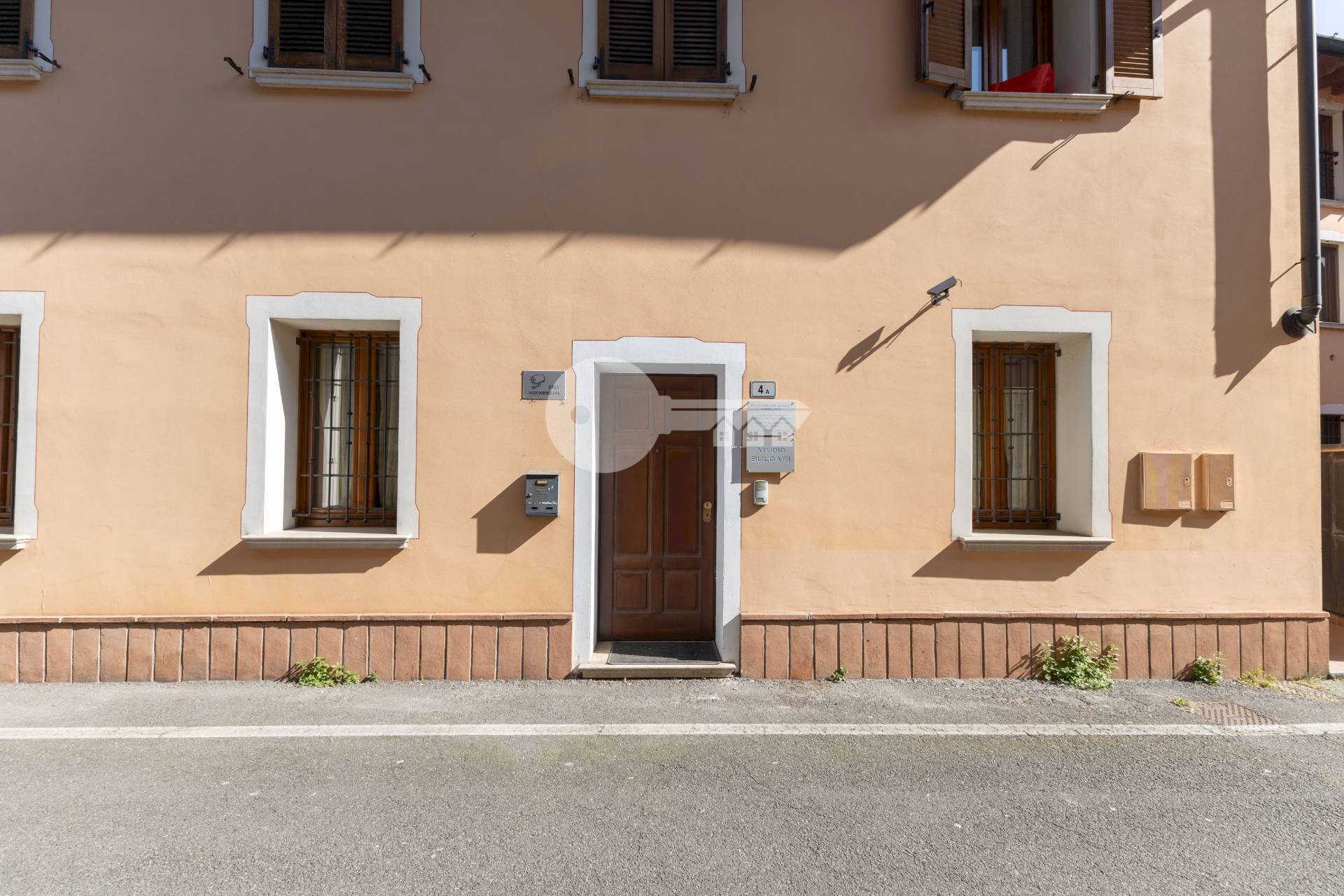Foto 1 - Commercial Premises Via Vicolo Fiori
 
4, Leno - photo 1