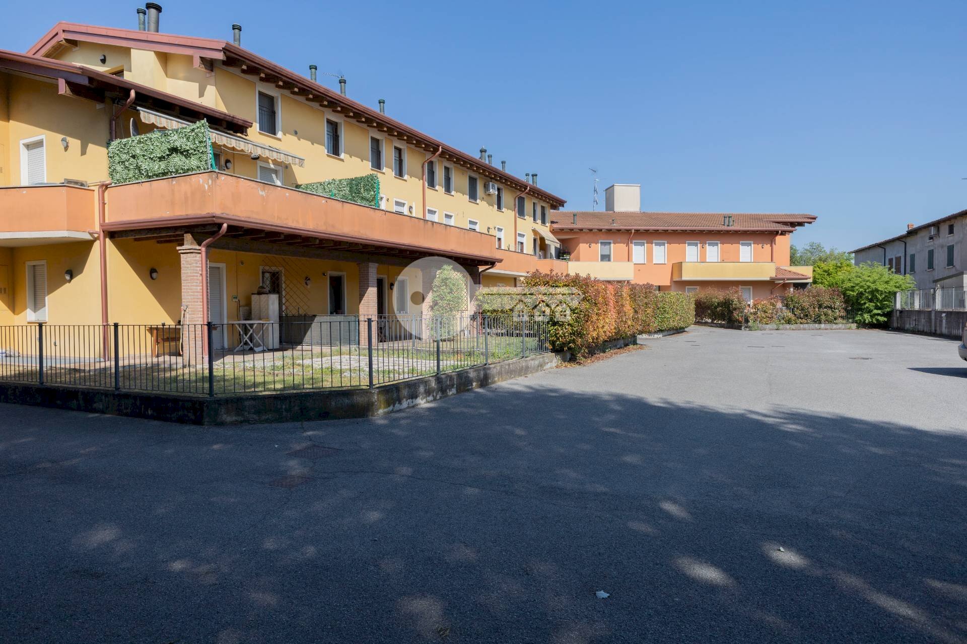 Foto 1 - Bilocale VIA TITO SPERI
 
8, Leno - foto 1