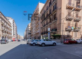 Edificio all\'aperto - Commercial Premises Via Paolo Amato
 
13/B, Palermo - photo 3