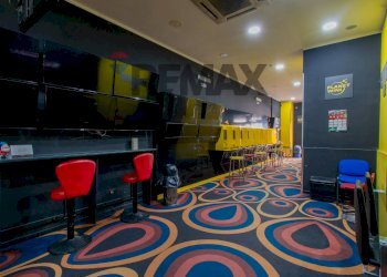 Ricezione / Lobby - Commercial Premises Via Paolo Amato
 
13/B, Palermo - photo 9
