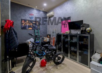 Soggiorno - Commercial Premises Via Paolo Amato
 
13/B, Palermo - photo 15