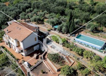 Foto 3 - Semi-detached house Località Case Sparse
 
12, Borghetto Santo Spirito - photo 3