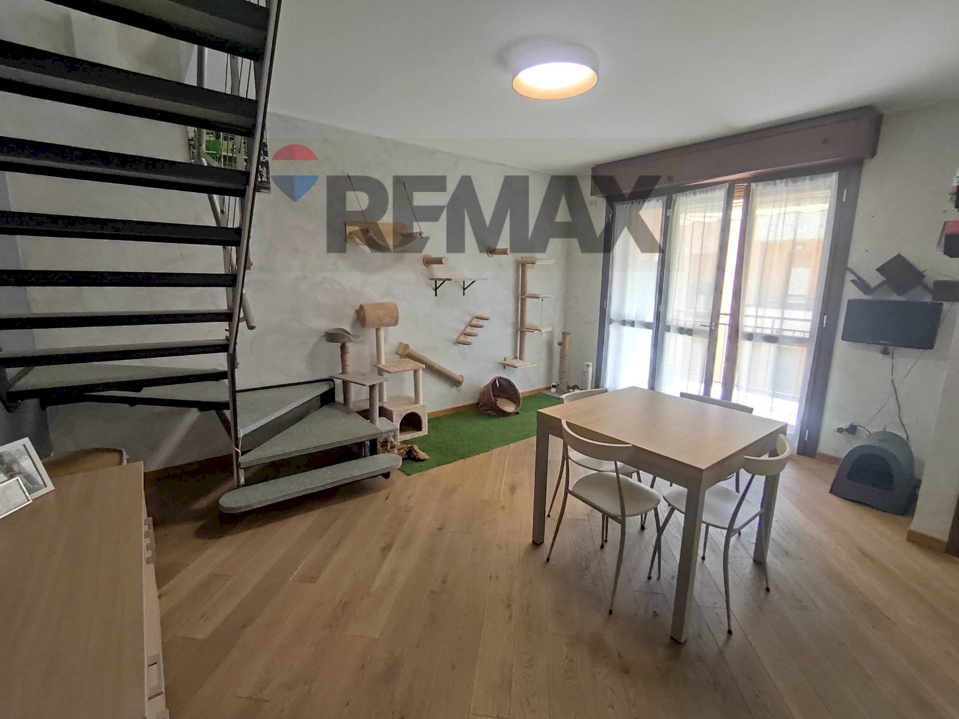 Sala da pranzo - Attico via Ligari
 
4, Turate - foto 2