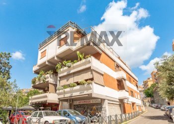 Edificio all\'aperto - Four-room apartment Via Titta Ruffo (Mattia Battistini)
 
3, Roma - photo 1