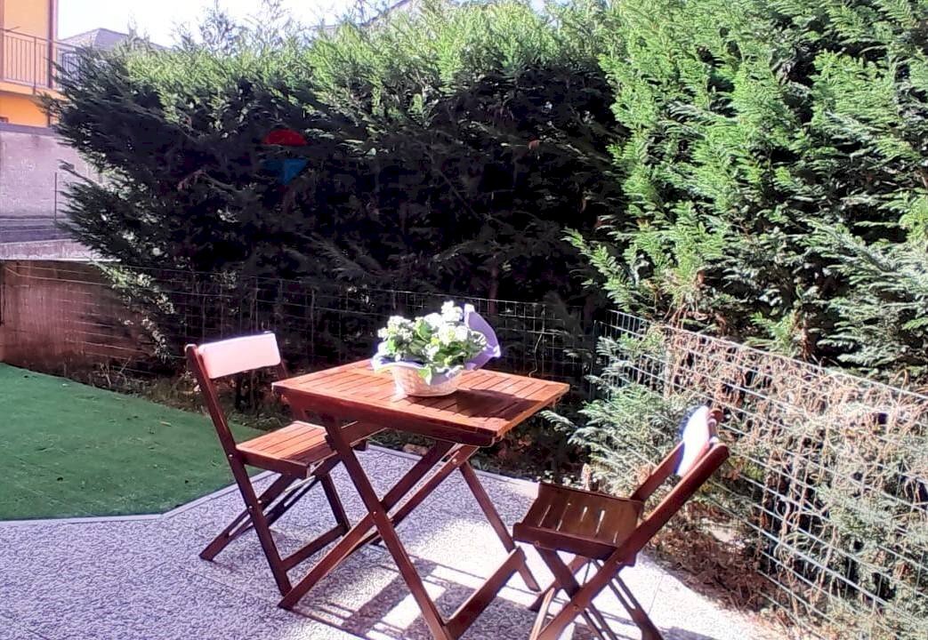 Terrazza - Two-room apartment via Battisti
 
21, Jerago con Orago - photo 1