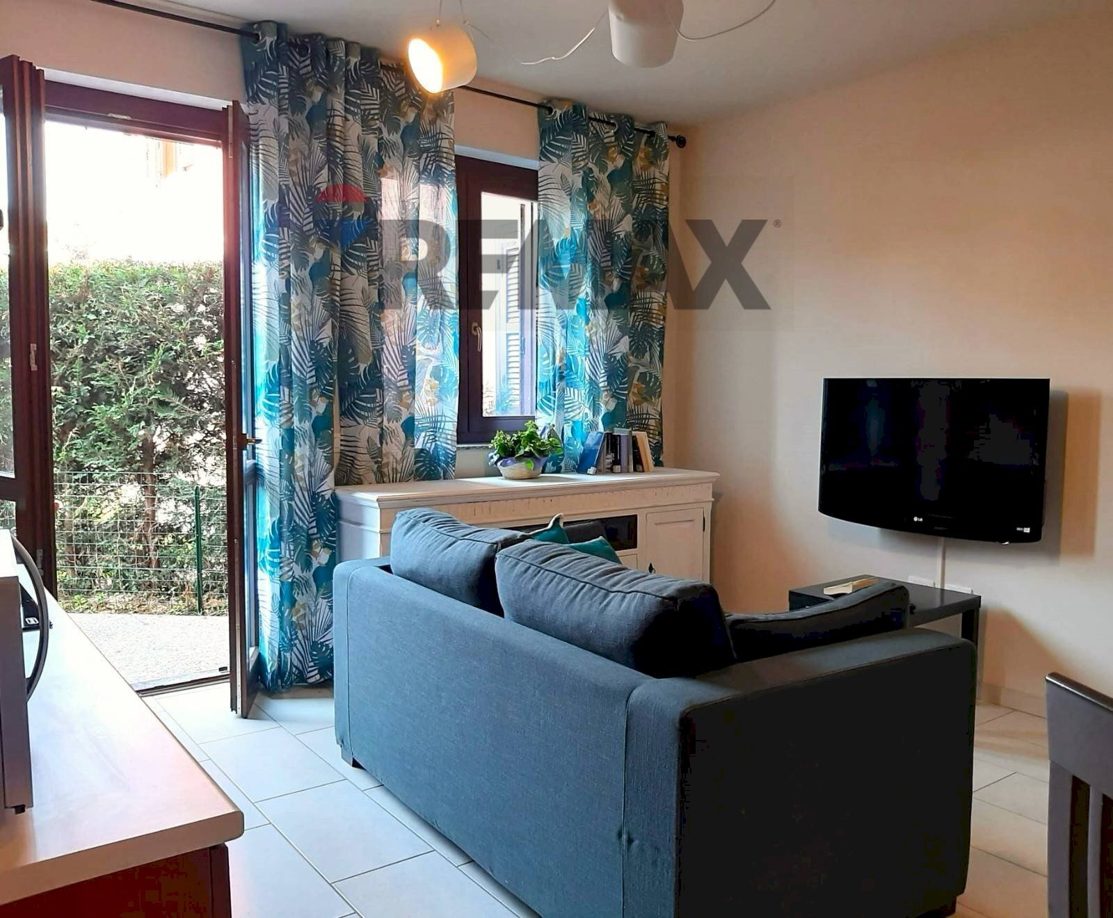 Soggiorno - Two-room apartment via Battisti
 
21, Jerago con Orago - photo 2