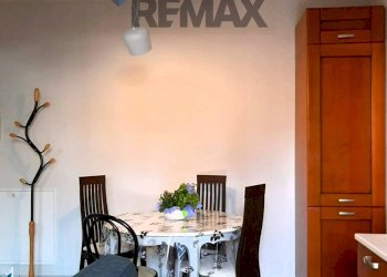 Sala da pranzo - Two-room apartment via Battisti
 
21, Jerago con Orago - photo 3