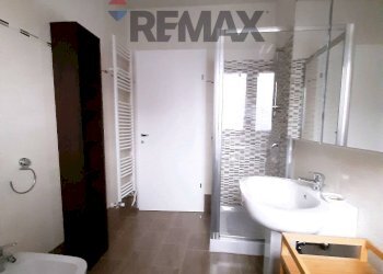 Bagno - Two-room apartment via Battisti
 
21, Jerago con Orago - photo 6