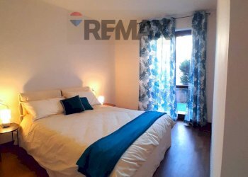 Camera / camera da letto - Two-room apartment via Battisti
 
21, Jerago con Orago - photo 8