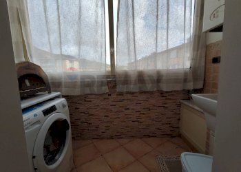 Lavanderia - Quadrilocale via castellana
 
131, Palermo - foto 14