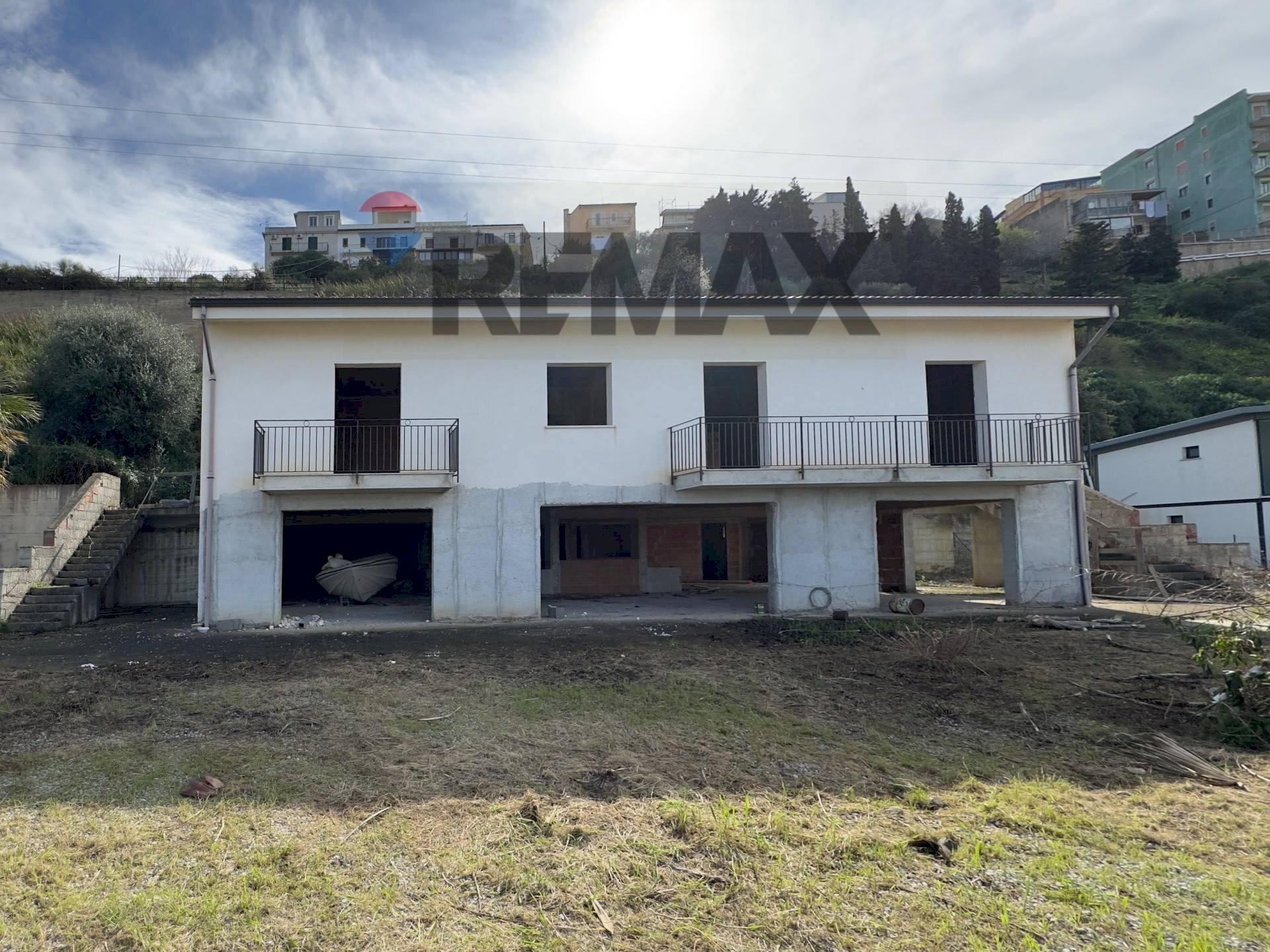 Casa all\'aperto - Casa indipendente S.S. 113
 
199, Campofelice di Roccella - foto 2