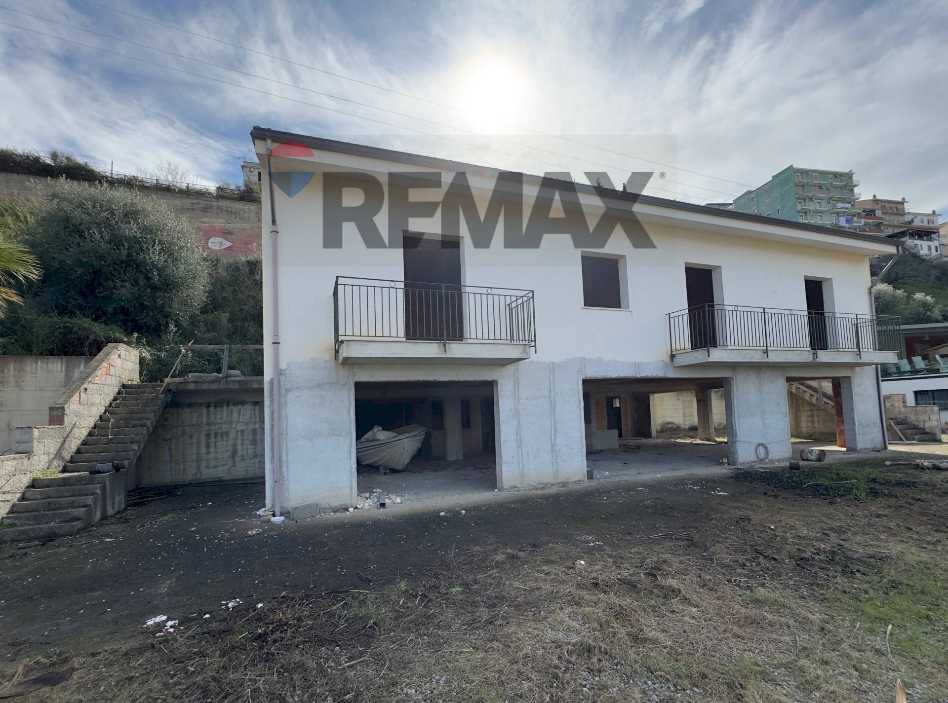 Casa all\'aperto - Casa indipendente S.S. 113
 
199, Campofelice di Roccella - foto 3