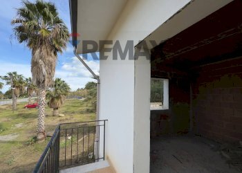 Balcone - Casa indipendente S.S. 113
 
199, Campofelice di Roccella - foto 10