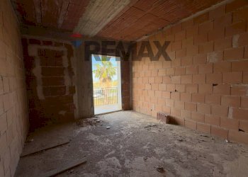 Stanza vuota - Casa indipendente S.S. 113
 
199, Campofelice di Roccella - foto 15