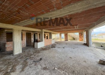 Parcheggio - Casa indipendente S.S. 113
 
199, Campofelice di Roccella - foto 20