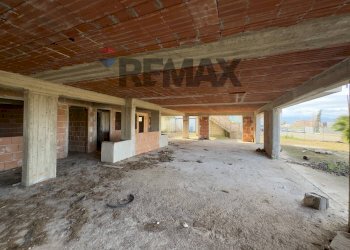 Parcheggio - Casa indipendente S.S. 113
 
199, Campofelice di Roccella - foto 21