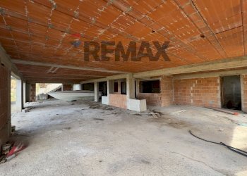 Parcheggio - Casa indipendente S.S. 113
 
199, Campofelice di Roccella - foto 22