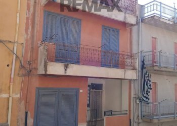 Edificio all\'aperto - Casa indipendente Via Bonura
 
25, Camporeale - foto 1